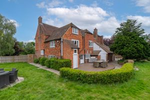 Photo 32- click for photo gallery